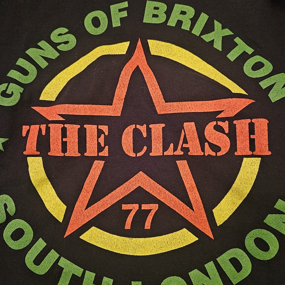 The Clash "Guns of Brixton" Band Tee (2021), NWOT - Picture 5 of 5
